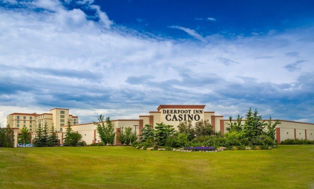 Deerfoot Inn And Casino YYC Exteriör bild