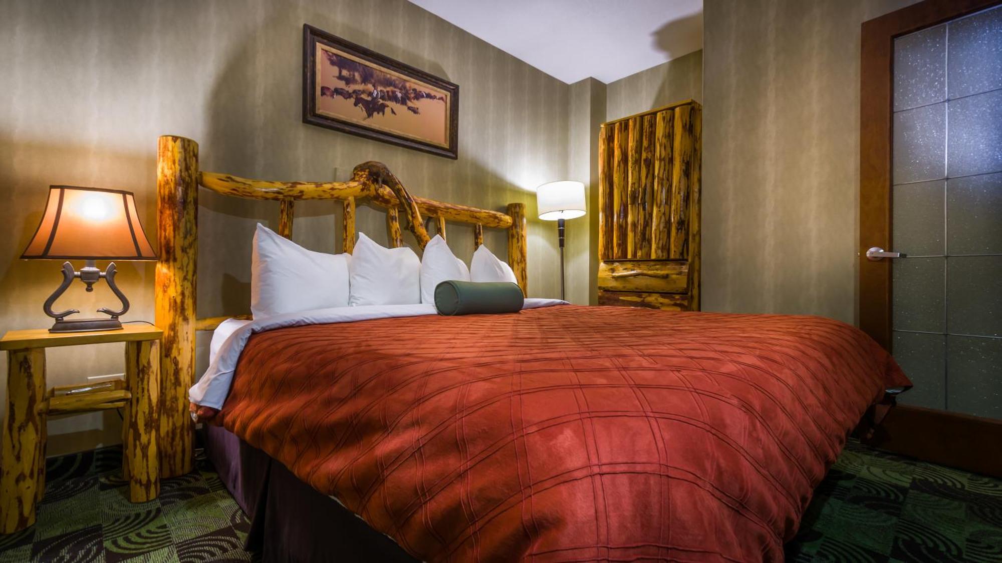 Deerfoot Inn And Casino YYC Exteriör bild