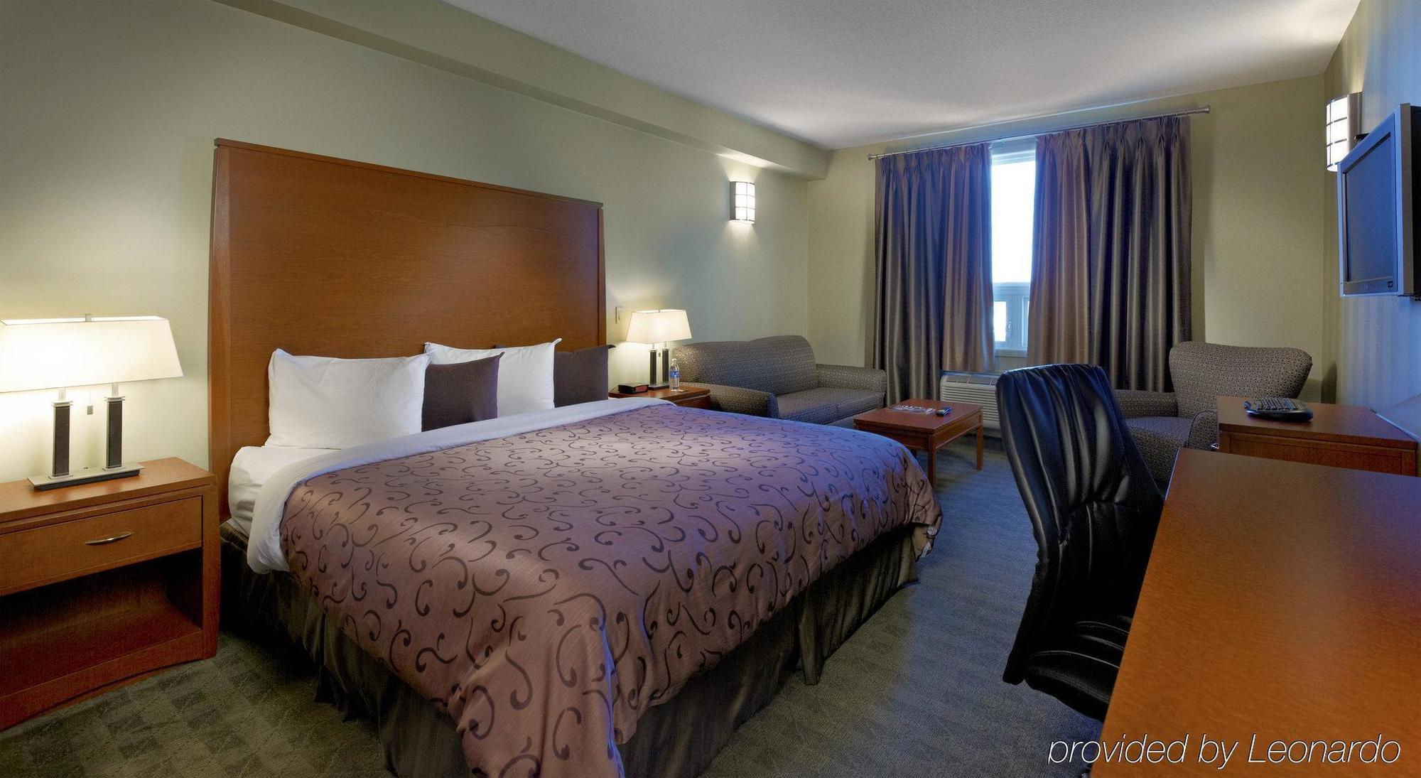 Deerfoot Inn And Casino YYC Exteriör bild